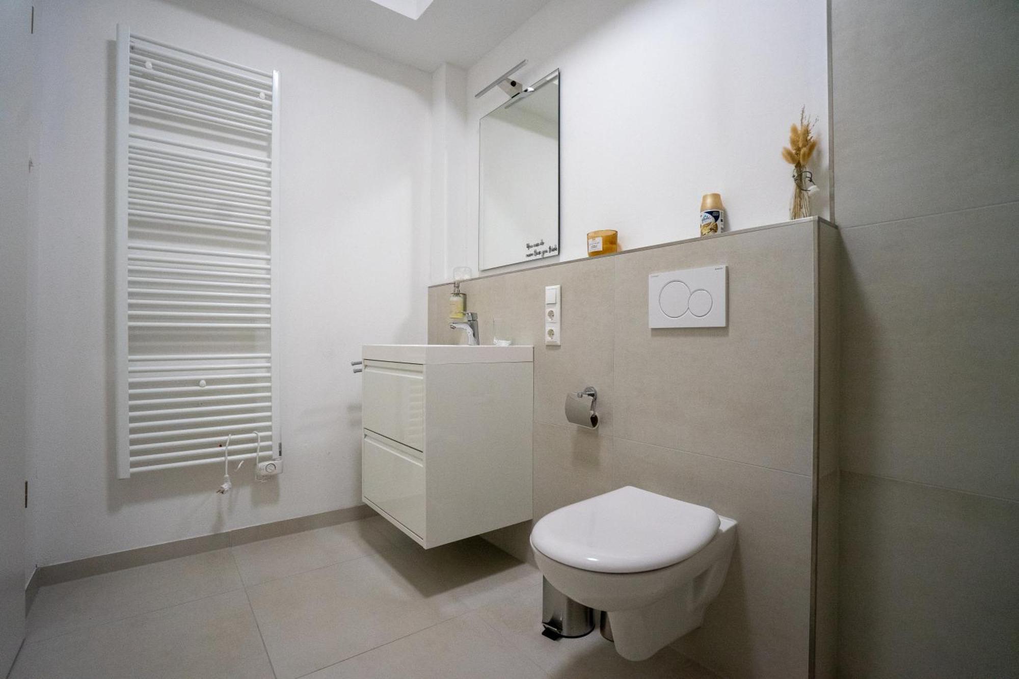 Tomkes Ferienwohnung Am See 拉奥德芬 外观 照片